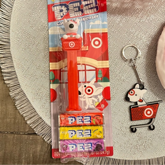 Target Mini Shopping Basket Bullseye Gift Set - Picture 5 of 9
